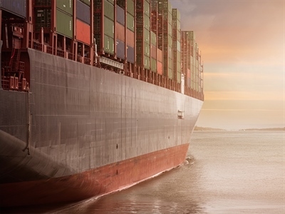 With rudder to cost-effective and time-efficient transport