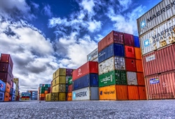 Breaking records in the production and sale of shipping containers