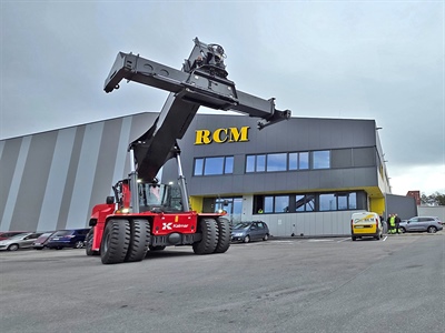 RCM d.o.o. completes major investment cycle in OIC Hrpelje-Kozina: new warehouses and sustainable Kalmar 45 Eco