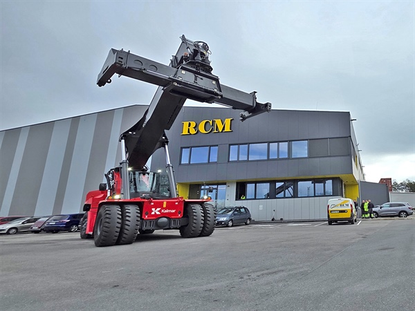 RCM d.o.o. completes major investment cycle in OIC Hrpelje-Kozina: new warehouses and sustainable Kalmar 45 Eco
